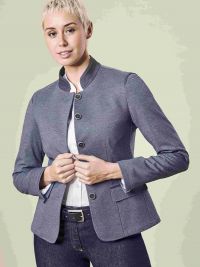 Damen Trachtenblazer in mit Stehkragen und 5-Knopf-Verschluss, perfekt für Gastronomie & Hotellerie